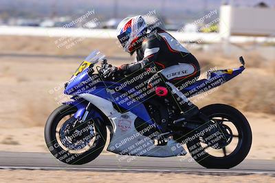 media/Dec-17-2023-CVMA (Sun) [[bf0c04832d]]/Race 4 Amateur Supersport Middleweight/